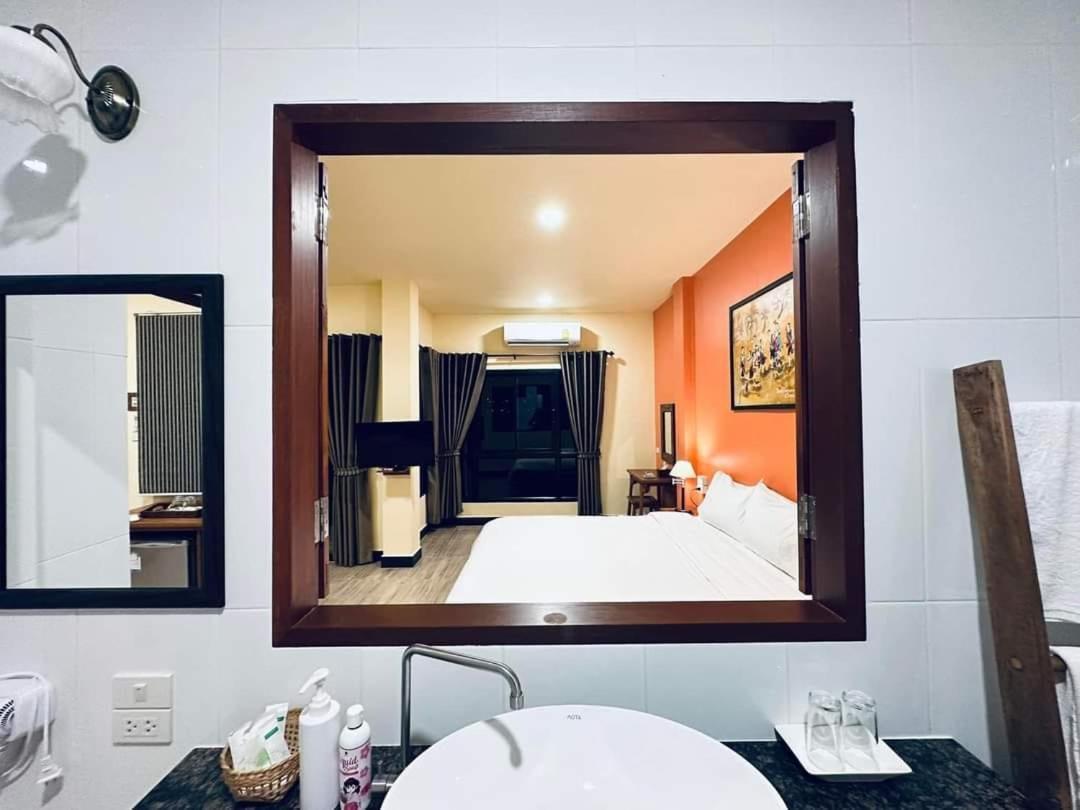Baan Sakuna Hotel Чианг Кхонг Экстерьер фото