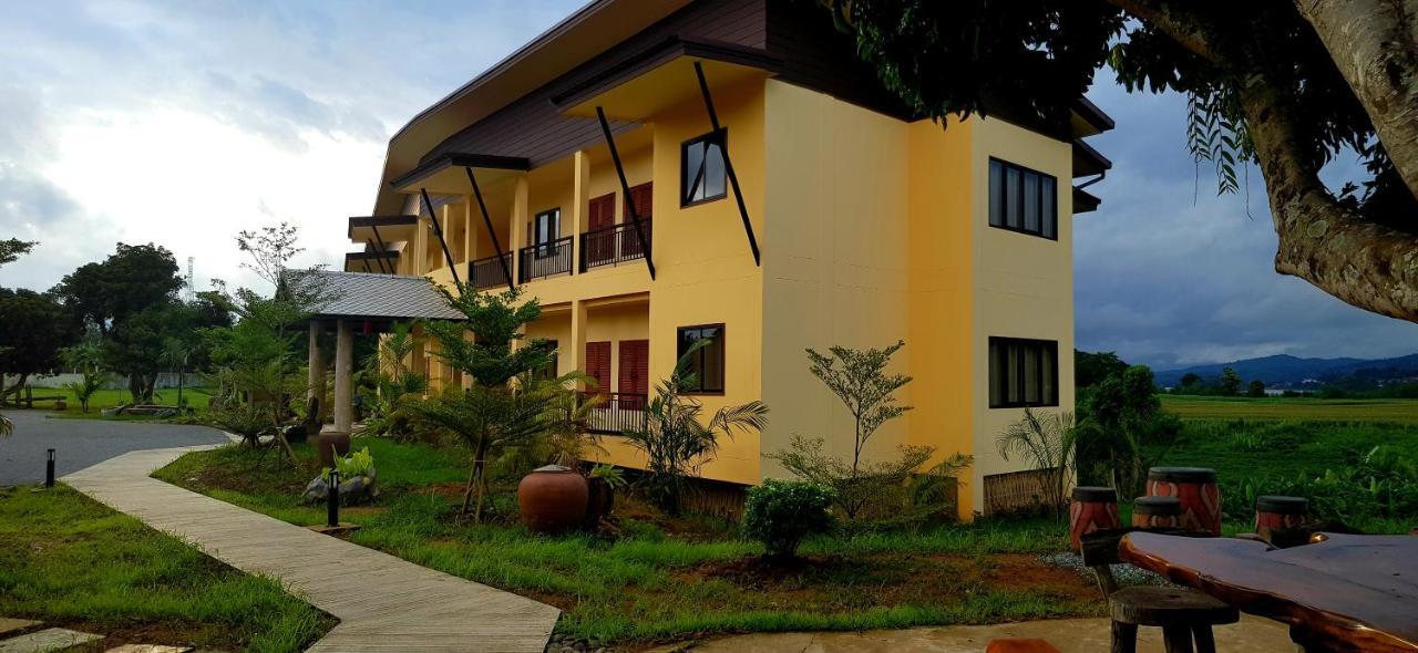 Baan Sakuna Hotel Чианг Кхонг Экстерьер фото